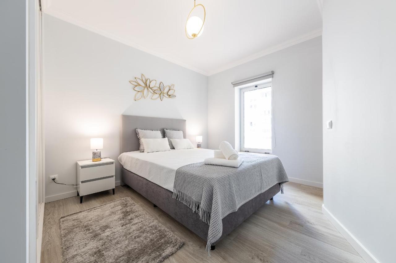 Ria Mar Deluxe - City Center @Homesbyfc Faro Bagian luar foto